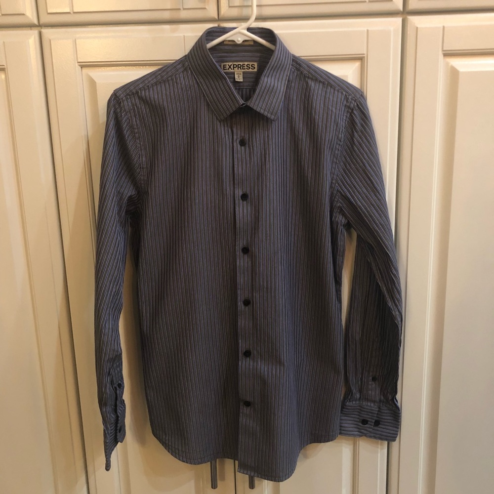 Express Men’s Dress Shirt. Gray and Blue Striped.